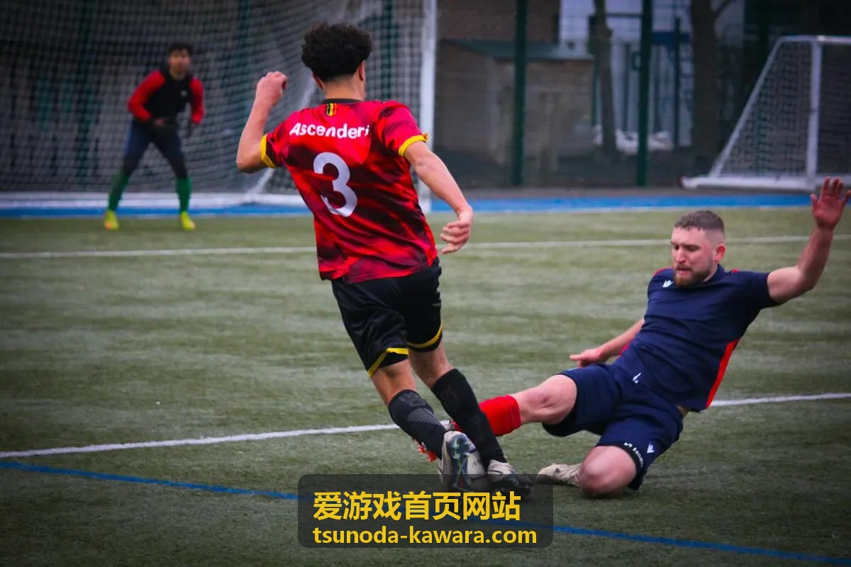 爱游戏首页网站福利活动专区的签到与礼包入口展示图